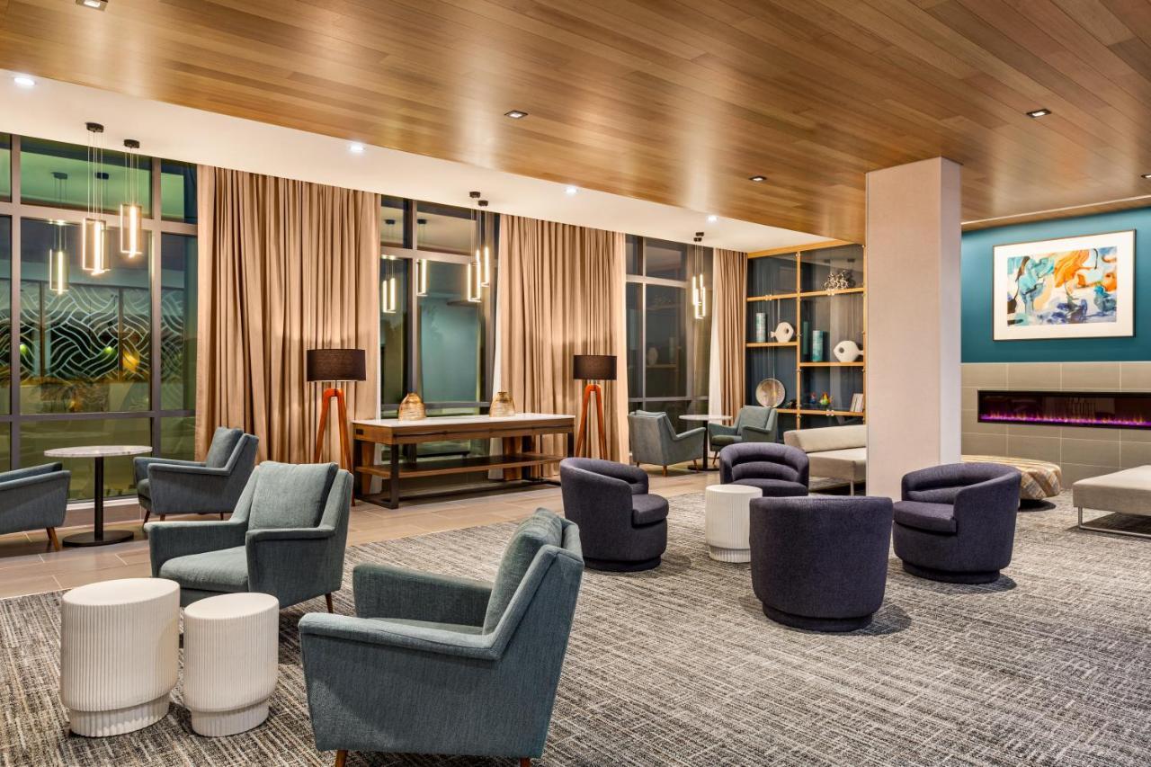 Hampton Inn & Suites San Mateo-San Francisco Airport Exterior photo