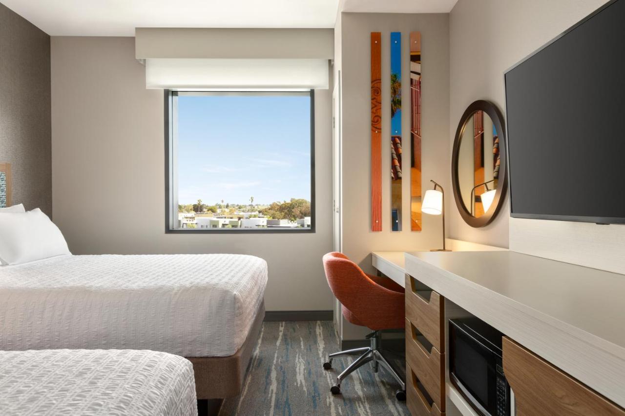 Hampton Inn & Suites San Mateo-San Francisco Airport Exterior photo